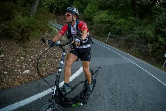Elliptigo 8C Black Floor Model Unit - Image 3