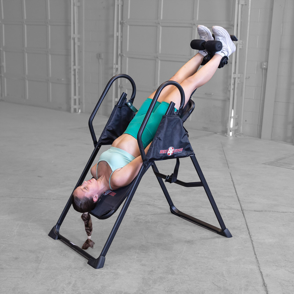 Best Fitness BFINVER10B inversion table padded nylon backboard detail