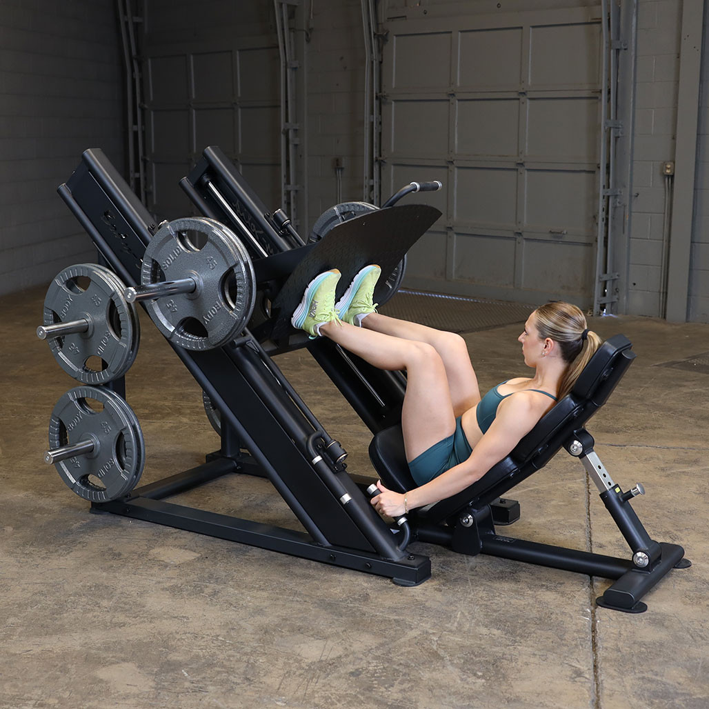 Body-Solid Pro Clubline SGLP500 plate-loaded leg press - leg press footplate