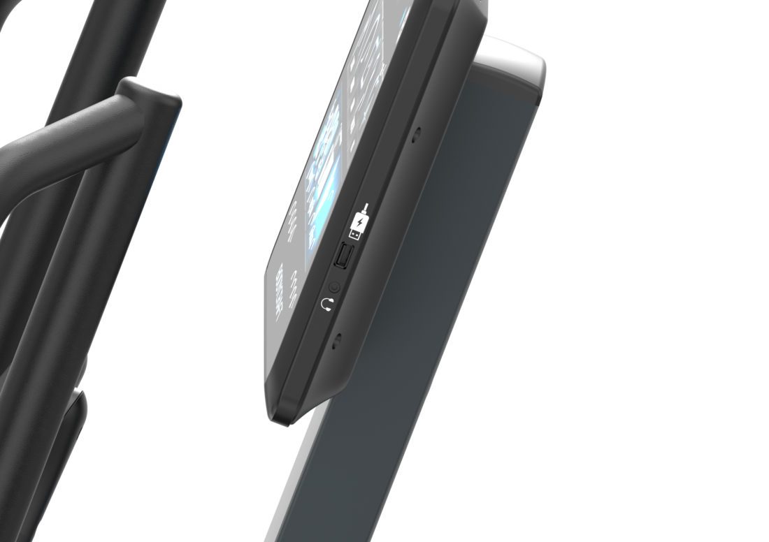 Side ports on the BodyCraft E900 16-inch touchscreen console
